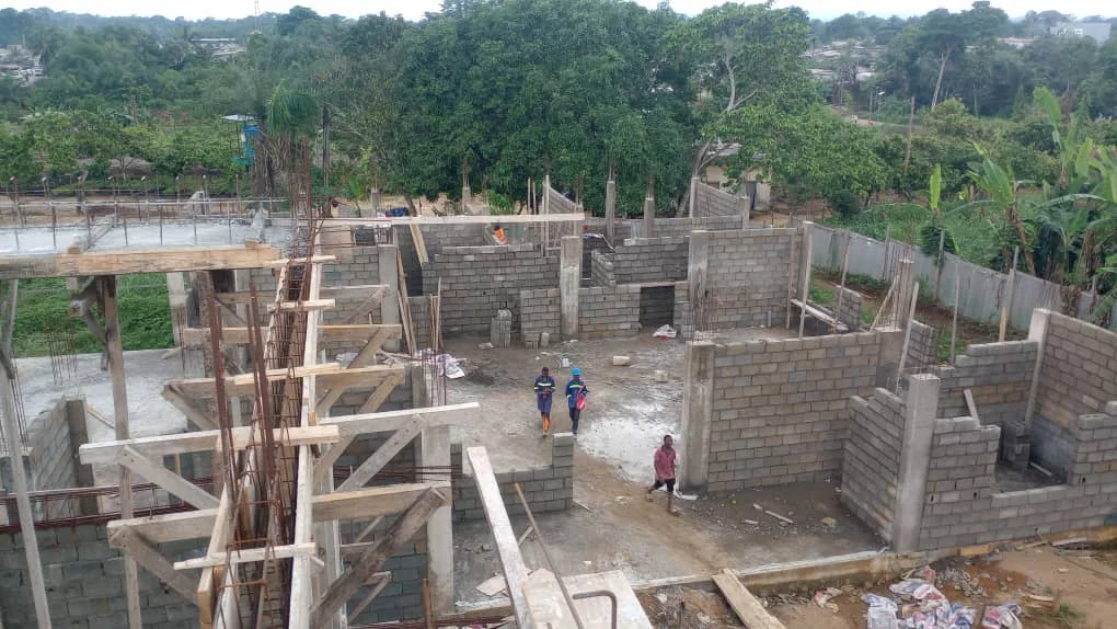 Coffrage et structure béton du projet Pouma