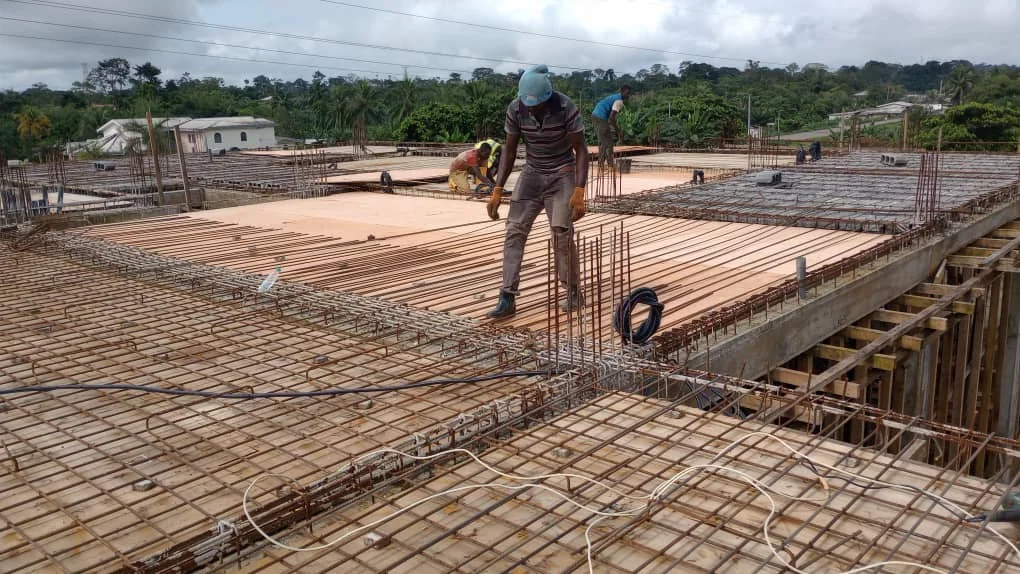 Avancement de l'Hôtel de Ville de Pouma